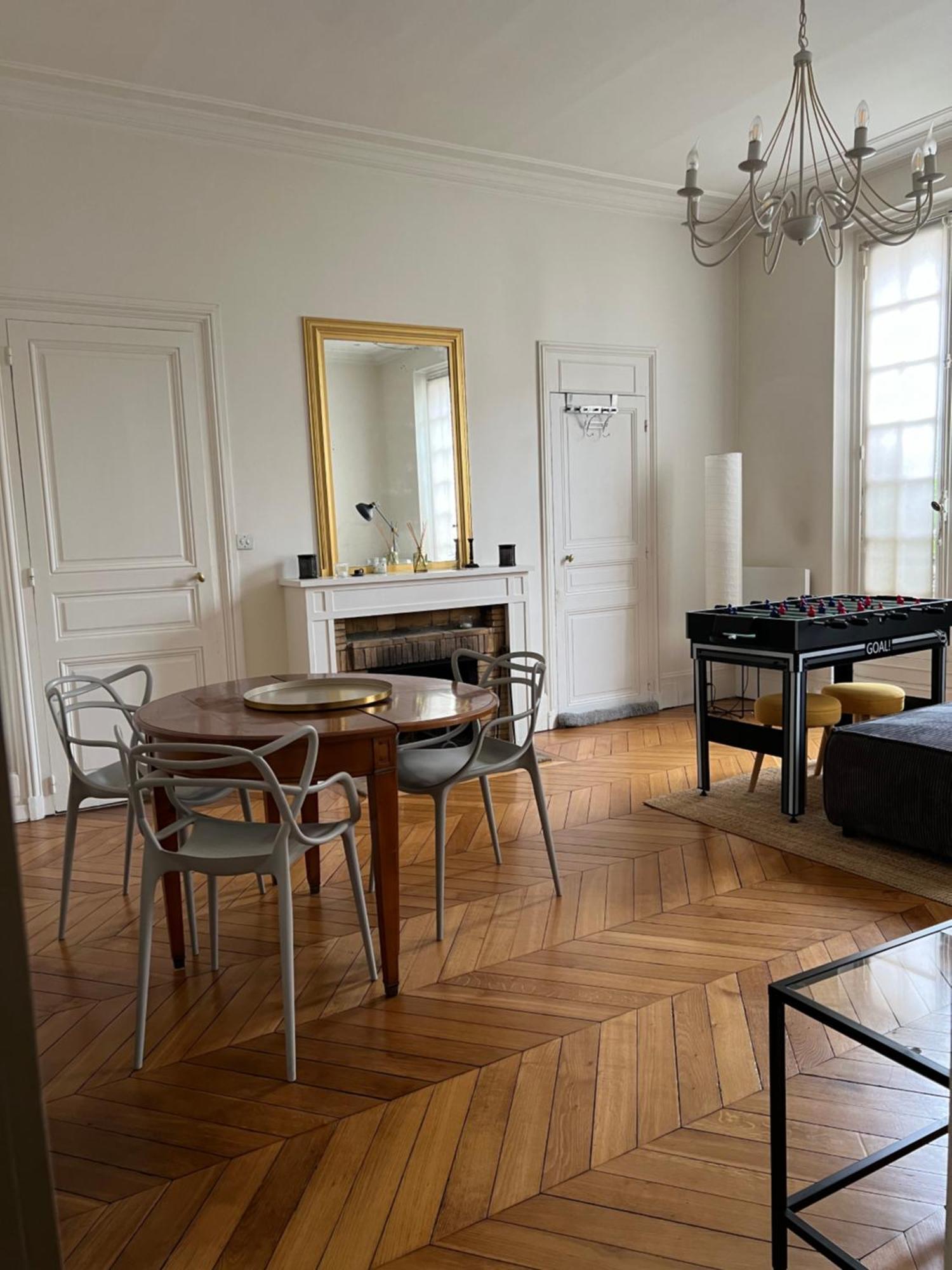 Grand Studio Lumineux En Plein Coeur De Versailles Kültér fotó